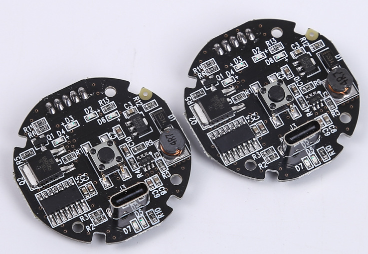 輕觸開(kāi)關(guān)PCB上的應(yīng)用